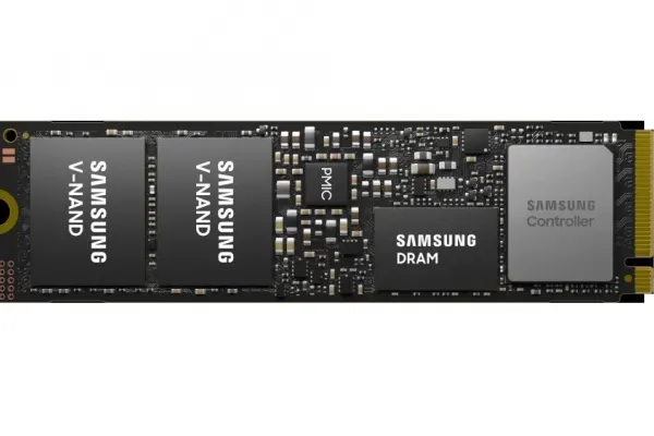 Samsung Initiates Mass Production of PM9E1 PCIe 5.0 SSD